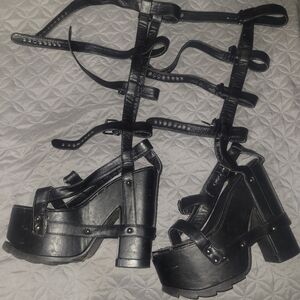 YRU Black Nightcall Black high Strap Platform Heels